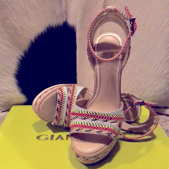 Gianni Bini Shoes - Gianni Bini Jandyy Wedge